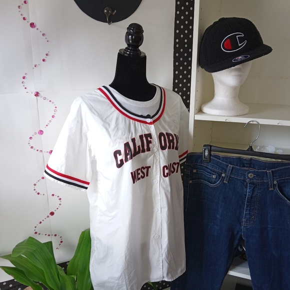 SHEIN white, red, and black jersey “california west coast” styled button up! - Picture 2 of 5